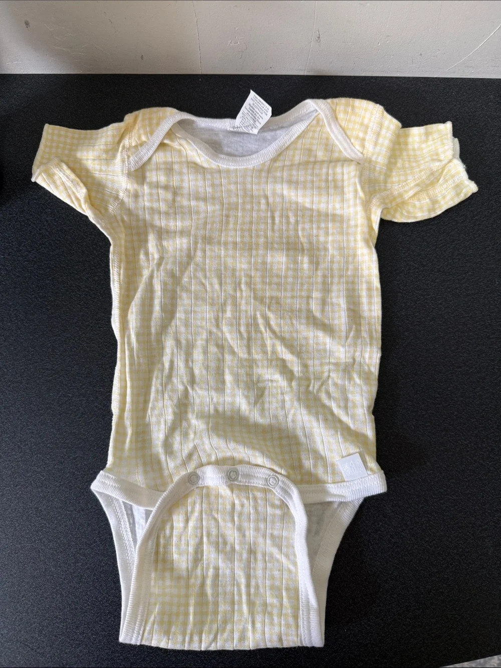 Hanes Yellow & White Baby One-Piece Bodysuit 90’s 80’s